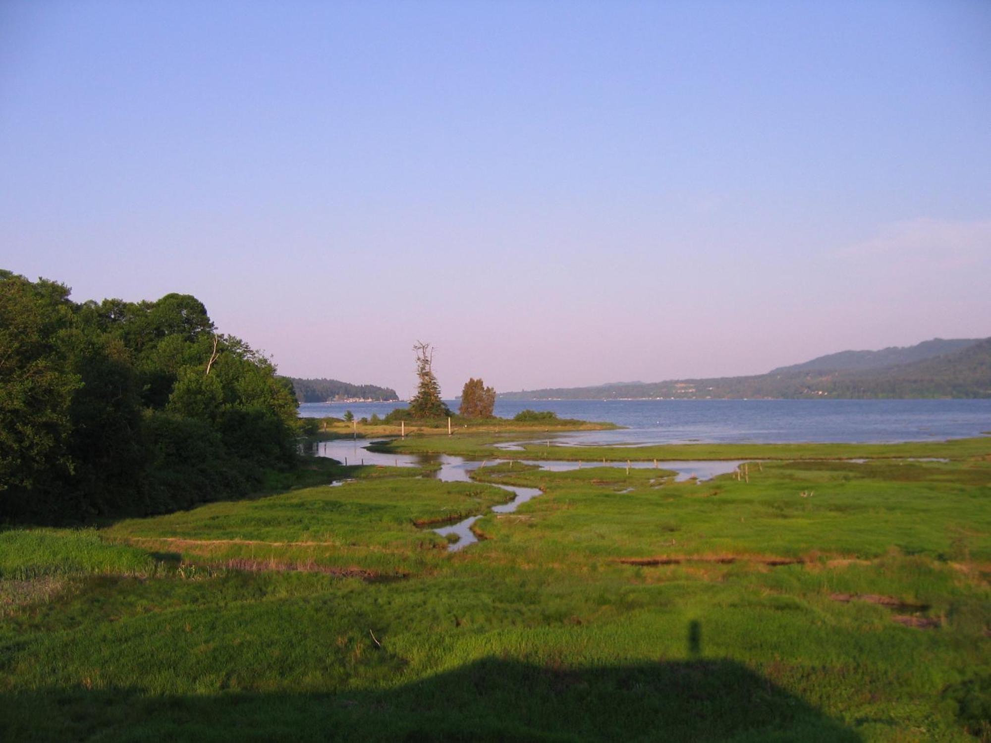 Inn The Estuary Nanoose Bay Exterior photo